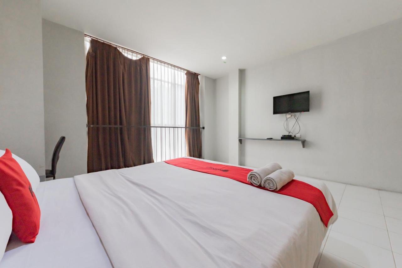 万隆 Reddoorz @ Pelajar Pejuang 3酒店 外观 照片