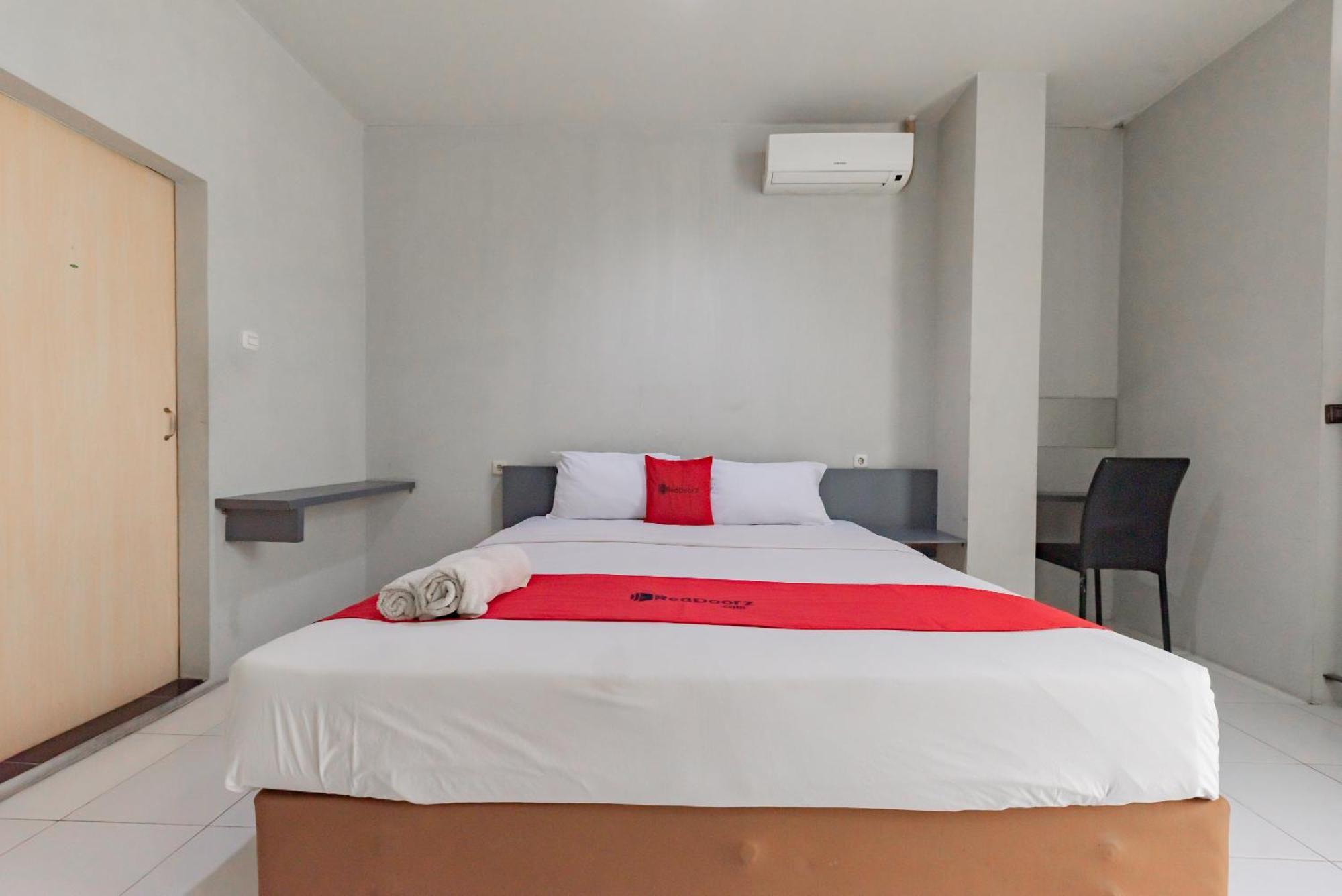 万隆 Reddoorz @ Pelajar Pejuang 3酒店 外观 照片
