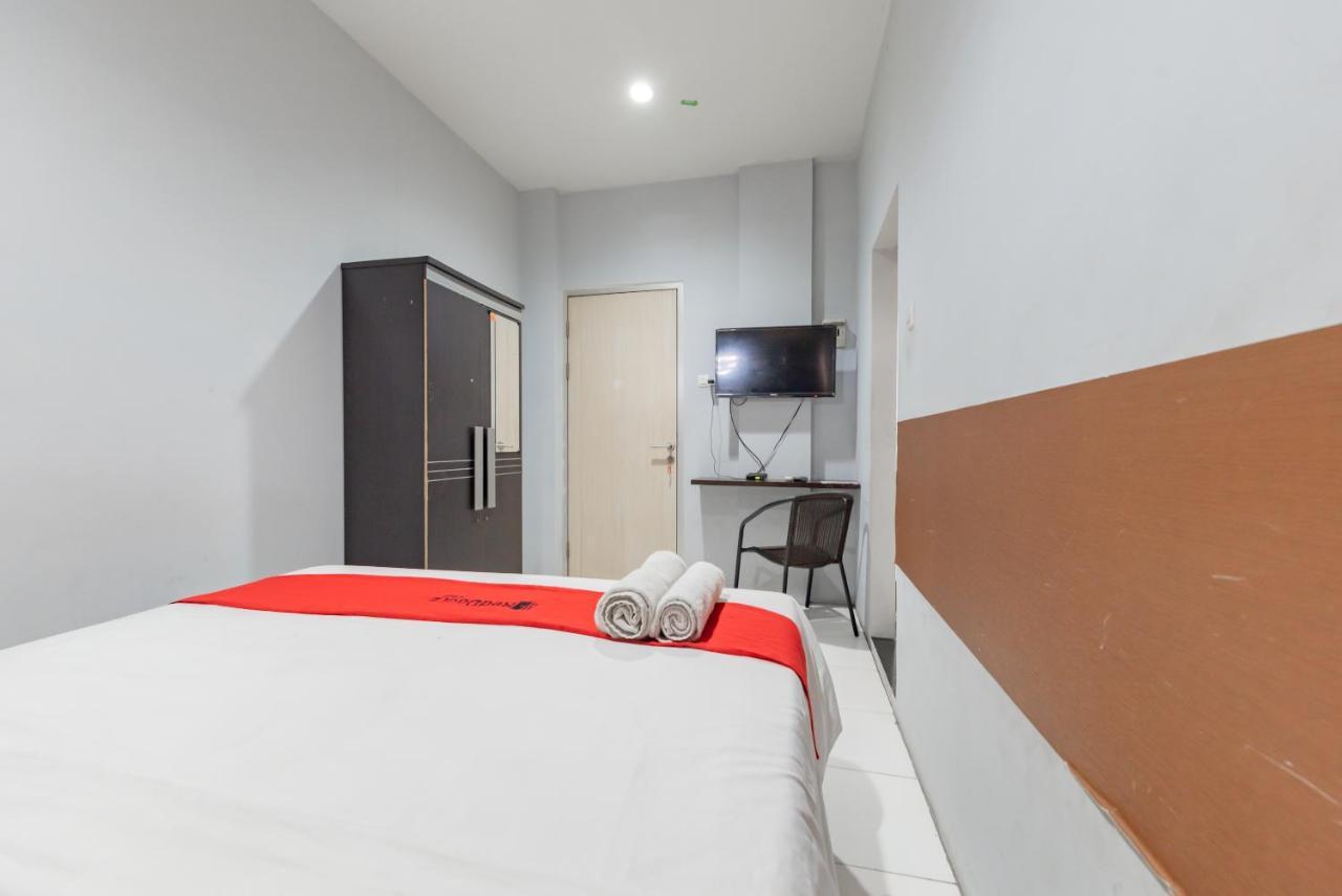万隆 Reddoorz @ Pelajar Pejuang 3酒店 外观 照片